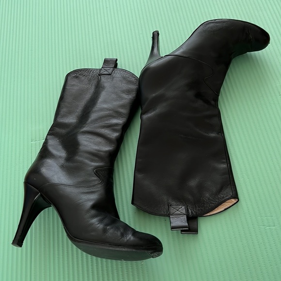 The Marc Jacob Ankle Boots - Picture 5 of 11